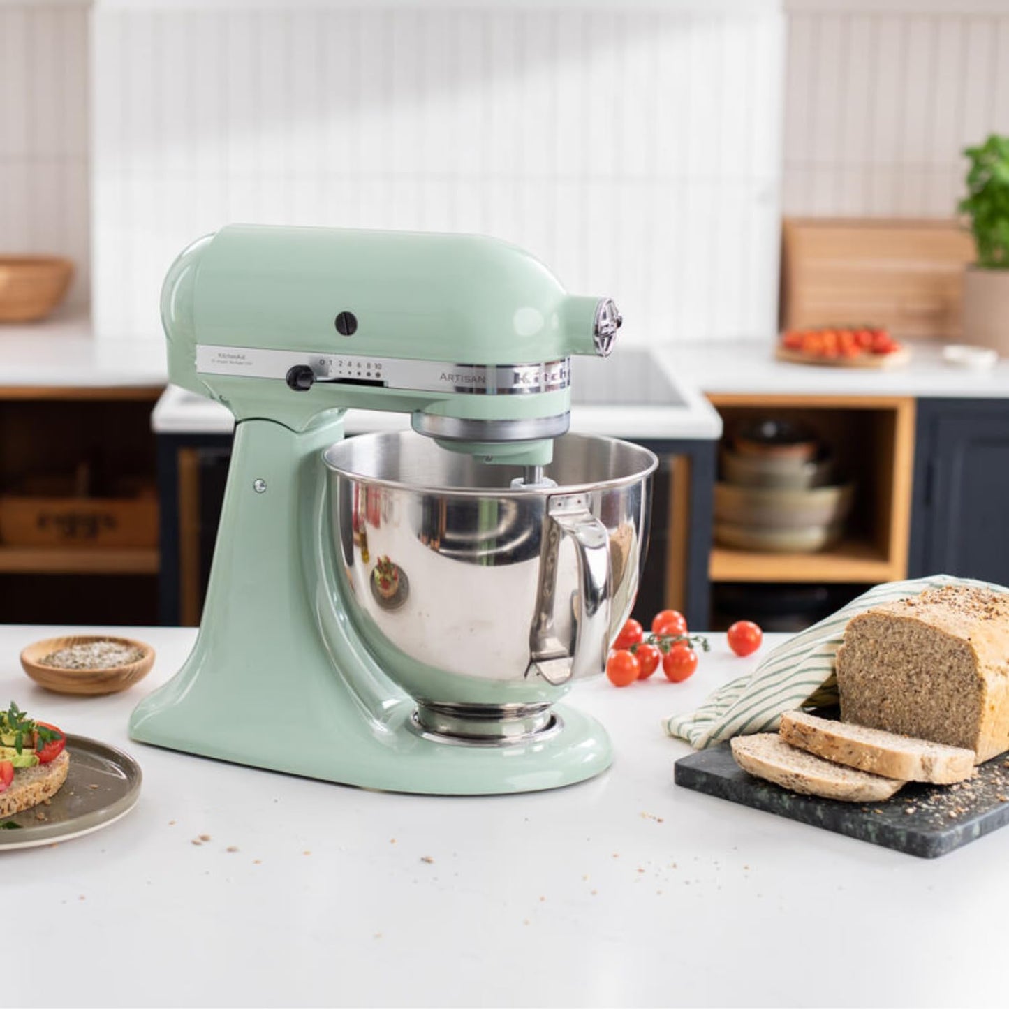 KitchenAid Küchenmaschine I Artisan I Kippbarem Food Processor I Teigknetmaschine mit 5 Zubehör |