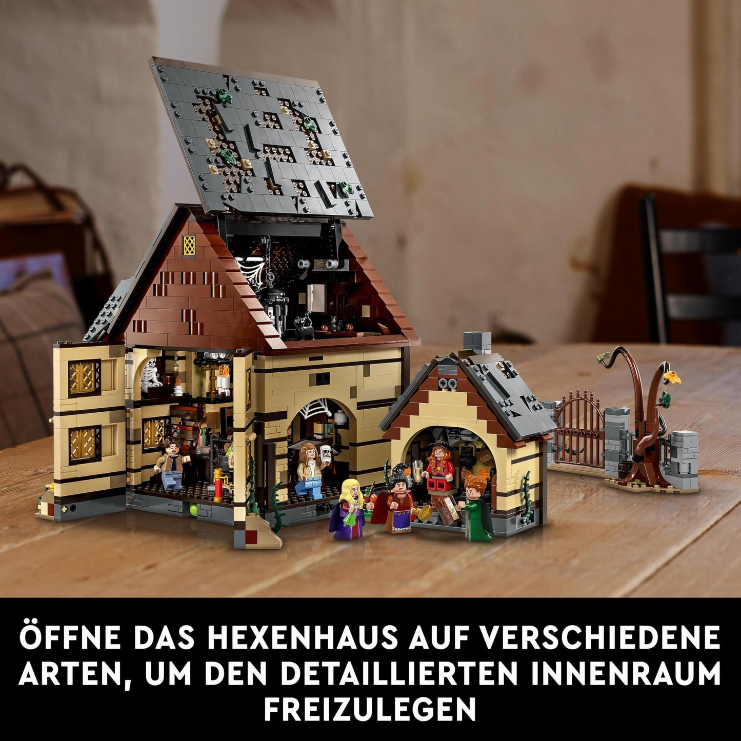 LEGO Ideas Hocus Pocus: Das Hexenhaus der Sanderson-Schwestern Set, Bausatz zum Sammeln für Erwachsene mit Haus,