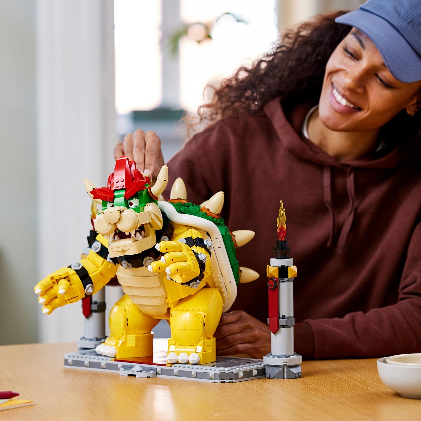 LEGO Super Mario Der mächtige Bowser, 3D-Modell-Bausatz, großes Set mit beweglicher Figur zum Sammeln, inkl. Duellplattform,