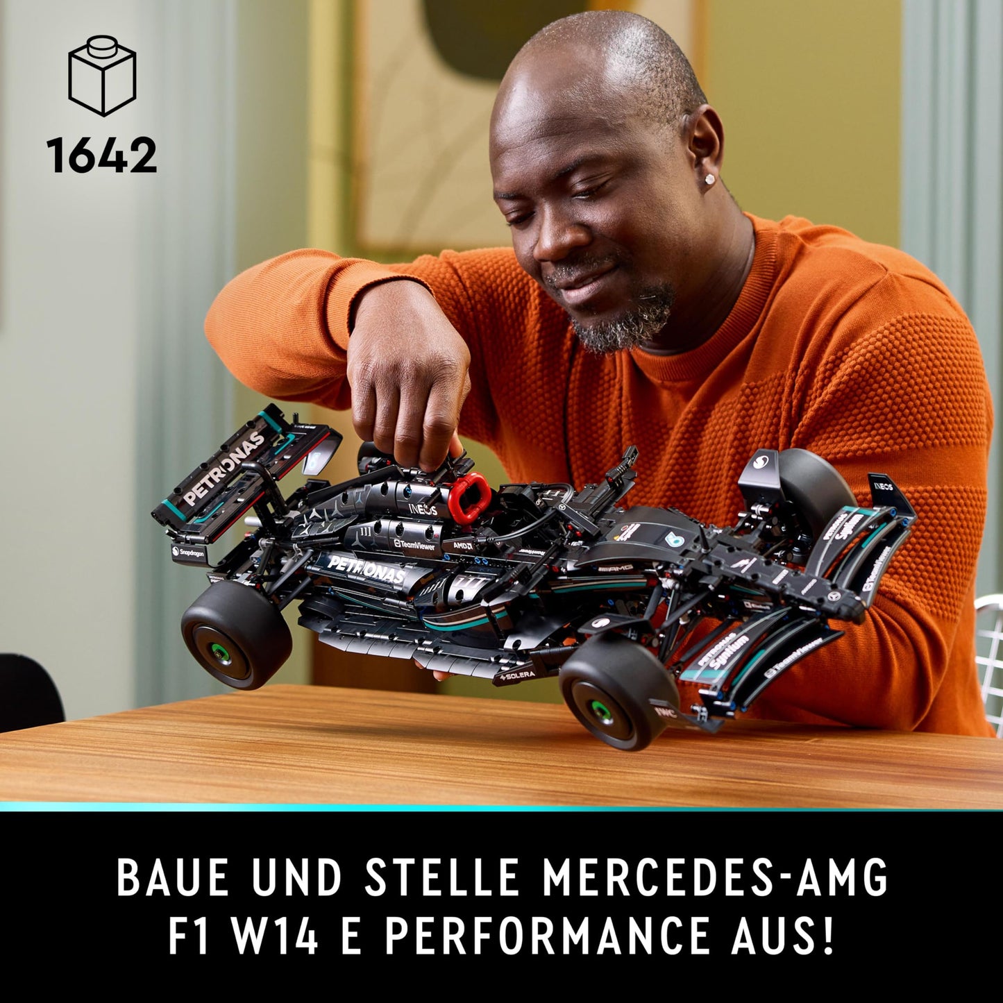 LEGO Technic Mercedes-AMG F1 W14 E Performance Set für Erwachsene, Maßstabsgetreuer Rennwagen Modellbausatz,