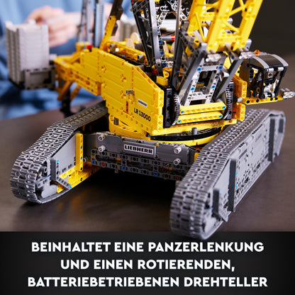 LEGO Technic Liebherr LR 13000 Raupenkran Set, Baue das ultimative ferngesteuerte Baufahrzeug-Modell mit Control+ App,
