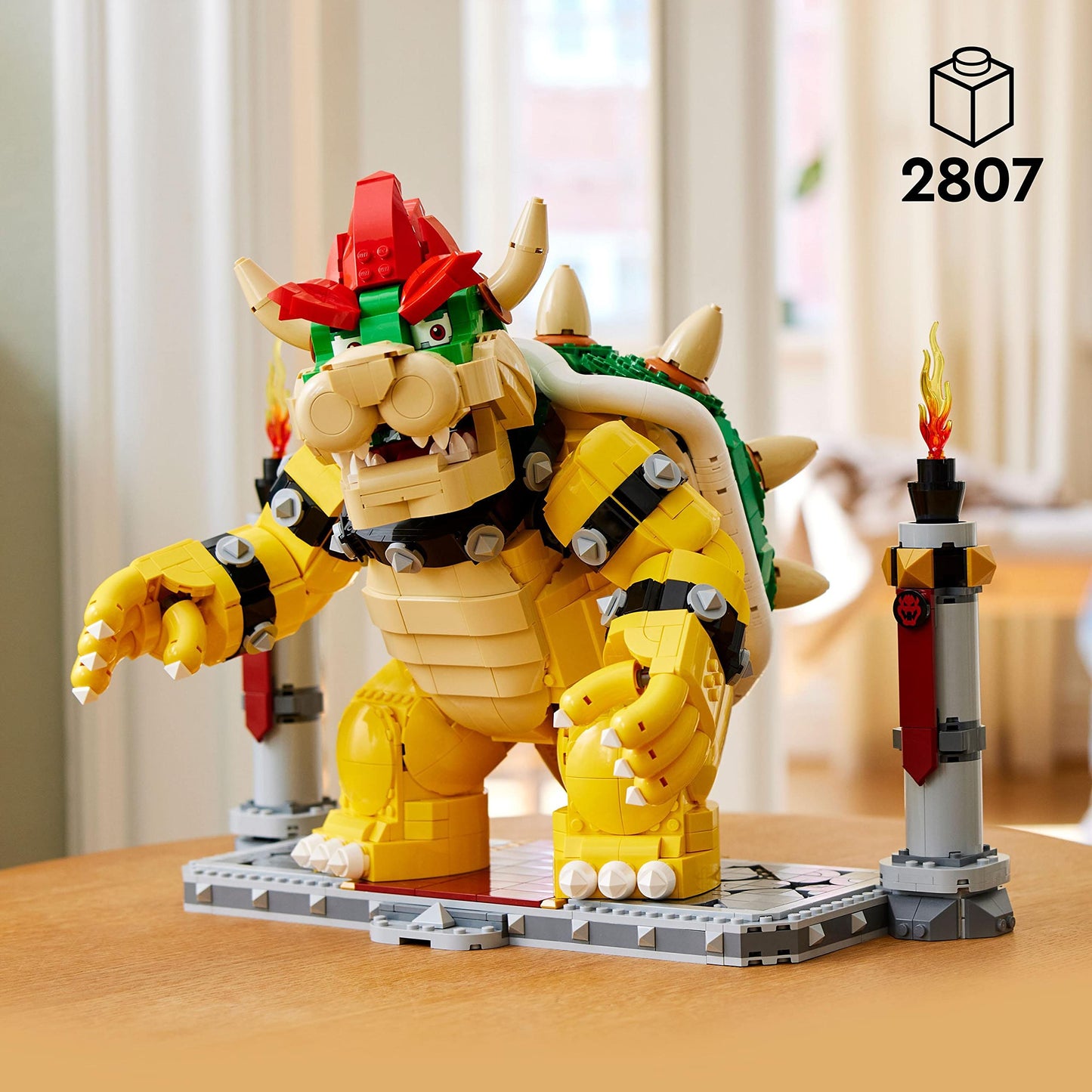 LEGO Super Mario Der mächtige Bowser, 3D-Modell-Bausatz, großes Set mit beweglicher Figur zum Sammeln, inkl. Duellplattform,
